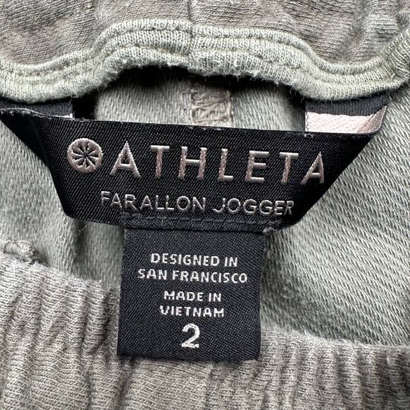 Athleta Pants Womens 2 Green Farallon Jogger Camo Athleisure Comfort Workout Gym - Picture 7 of 14